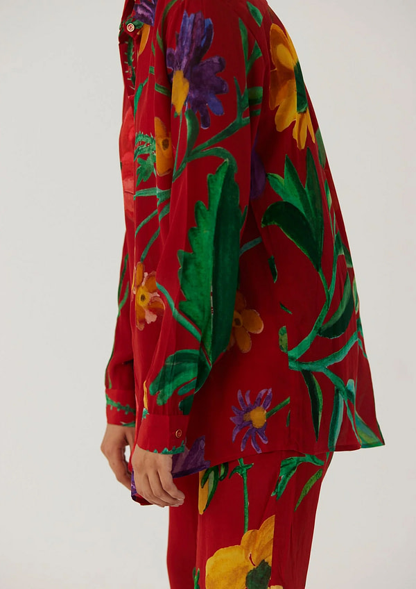 Side view of the Big Botanical Red Co-Ord Set, emphasizing the fit and drape of the Crepe Silk fabric.